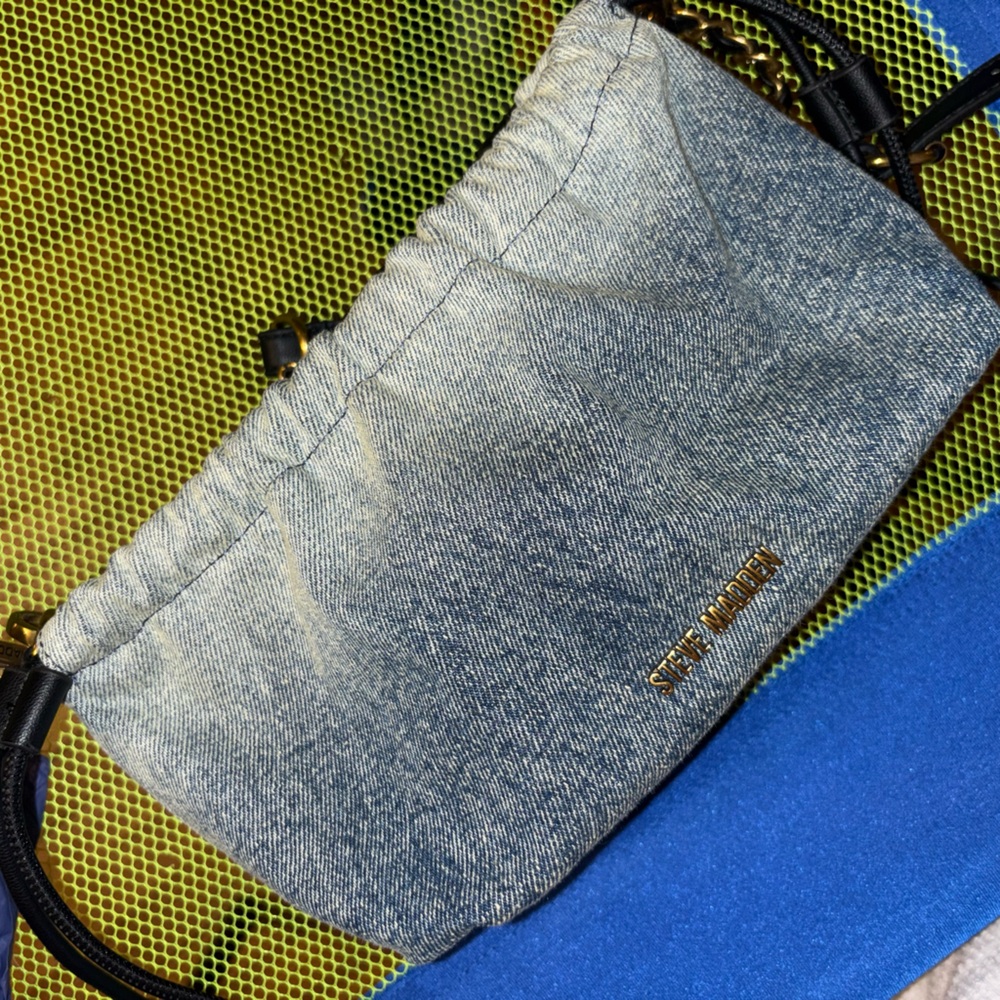 NEW Steve Madden Blue Denim Bag - Picture 2 of 4